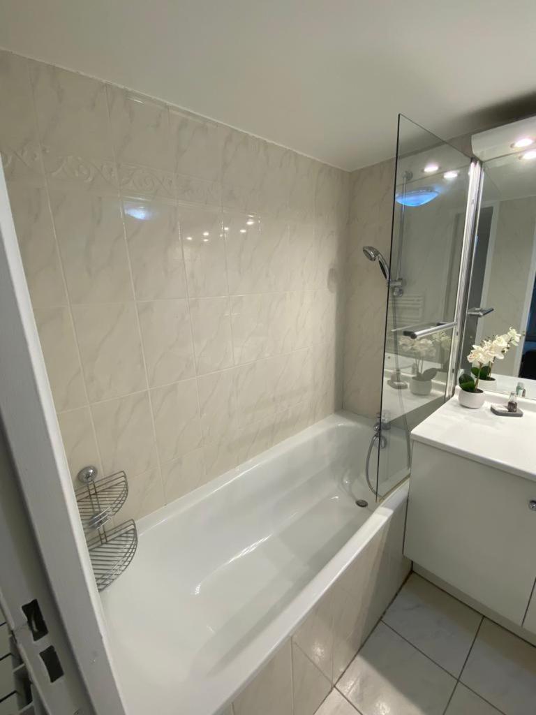 Magnifique Duplex 45 M2 Aux Portes De Paris Metro Barbara A 30Mn Expo Porte De Versailles Монруж Екстер'єр фото